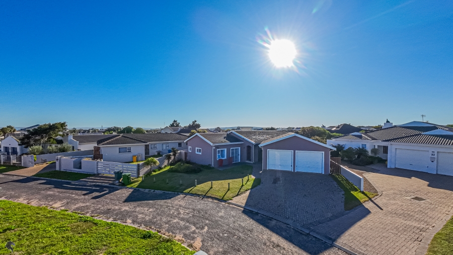 4 Bedroom Property for Sale in Country Club Western Cape